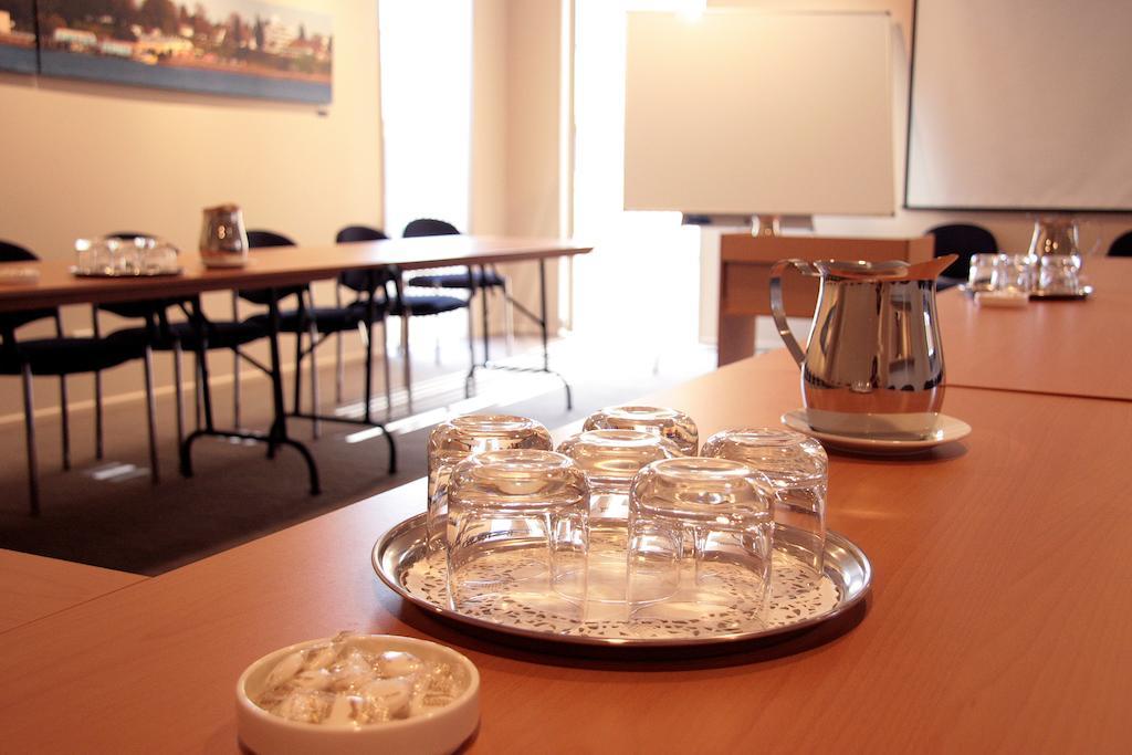 Harbour City Motor Inn & Conference Тауранга Екстериор снимка