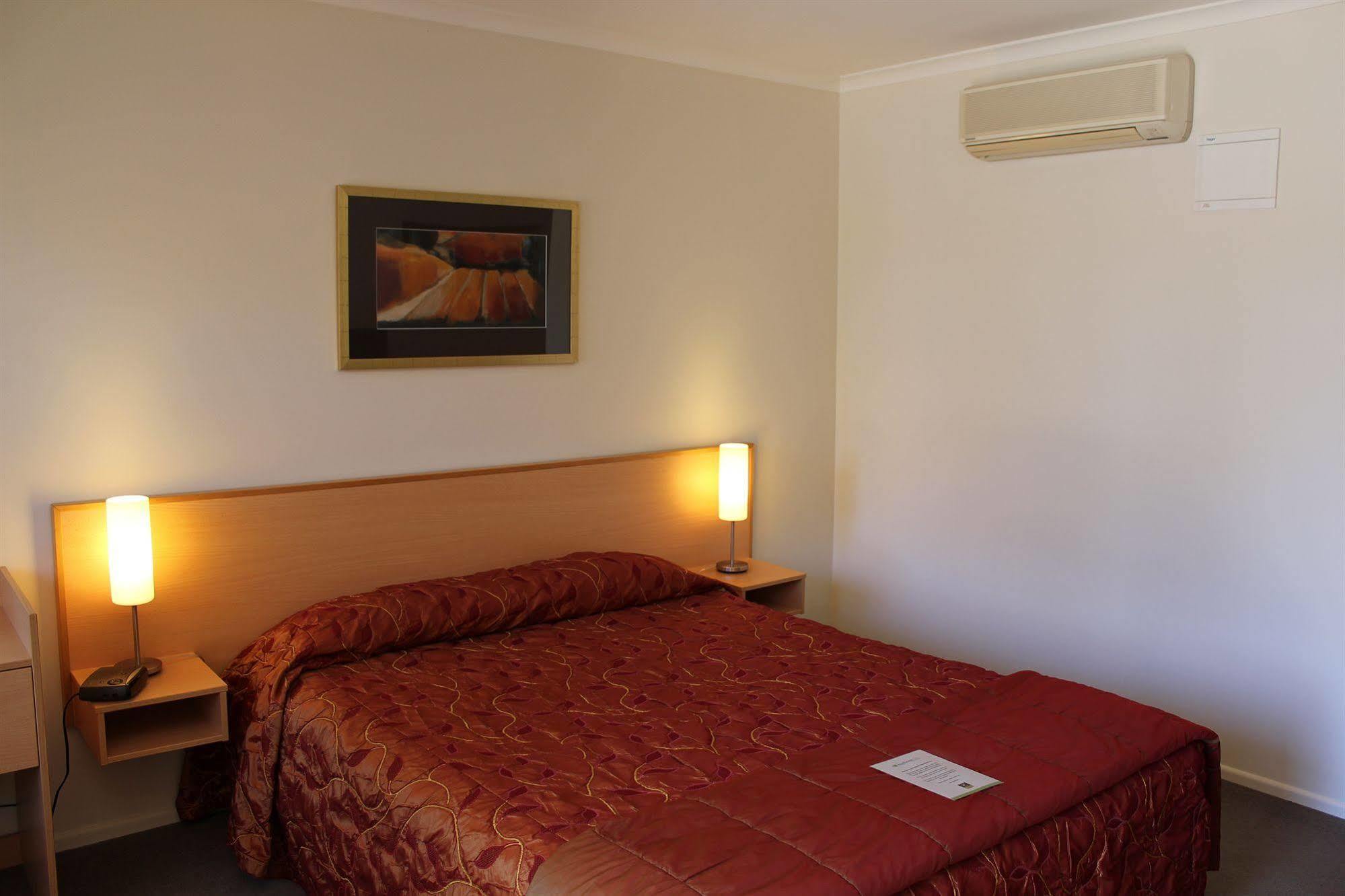 Harbour City Motor Inn & Conference Тауранга Екстериор снимка