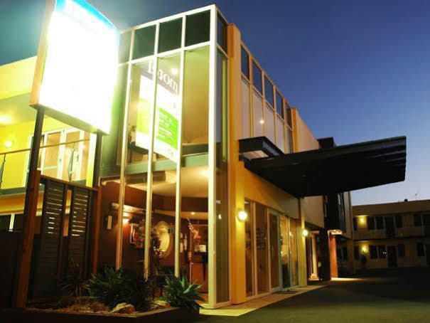 Harbour City Motor Inn & Conference Тауранга Екстериор снимка