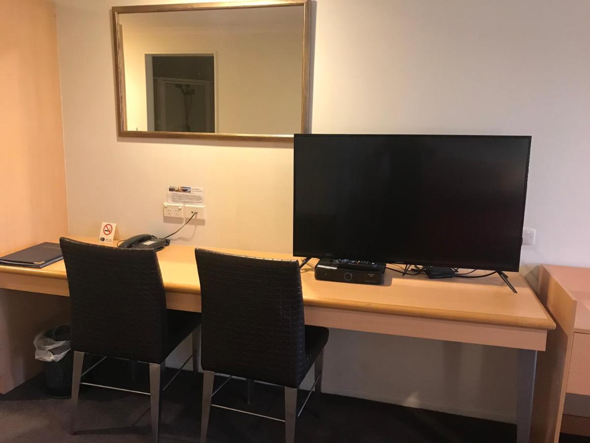Harbour City Motor Inn & Conference Тауранга Екстериор снимка